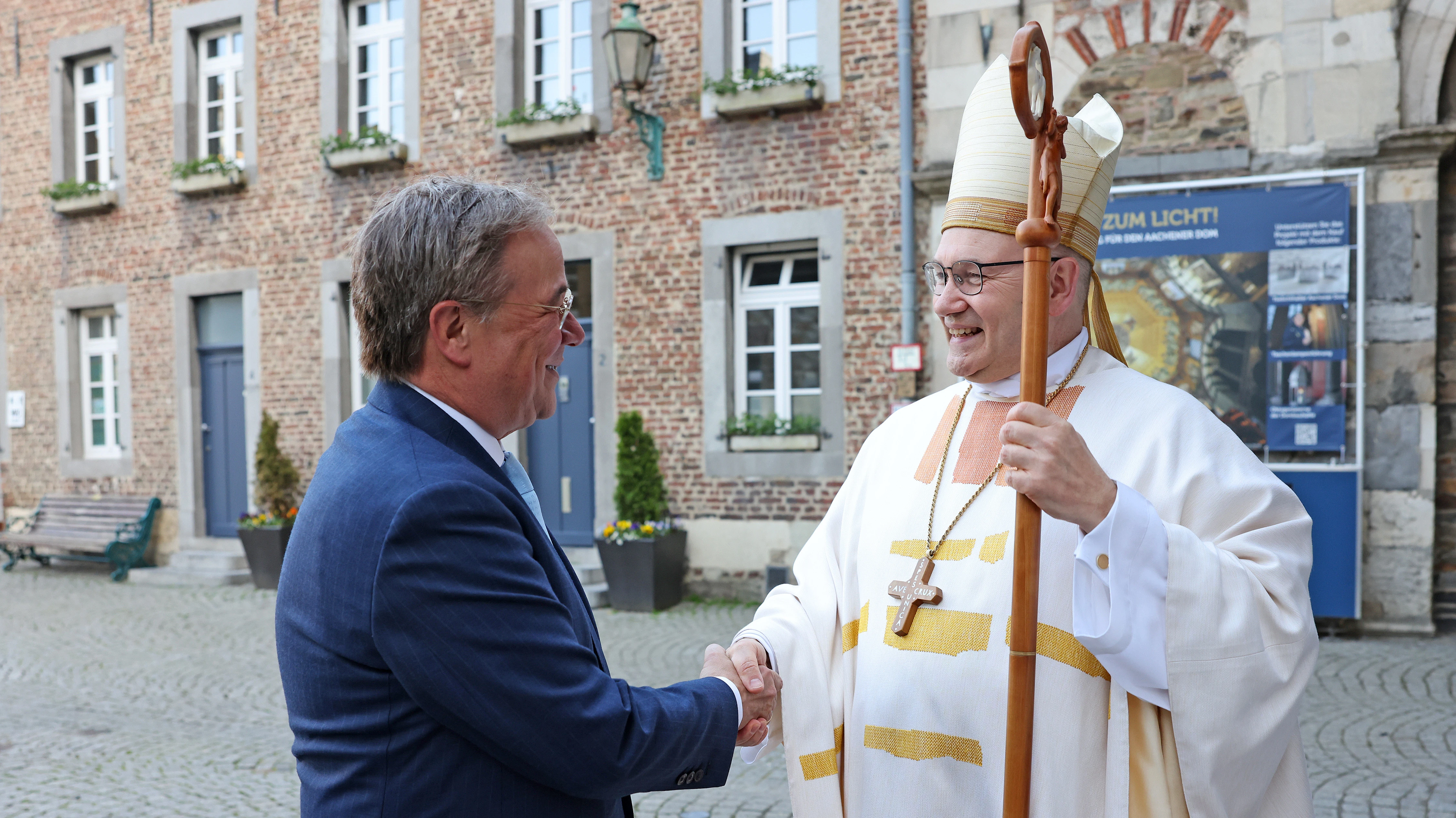 Armin Laschet mit Bischof Helmut Dieser